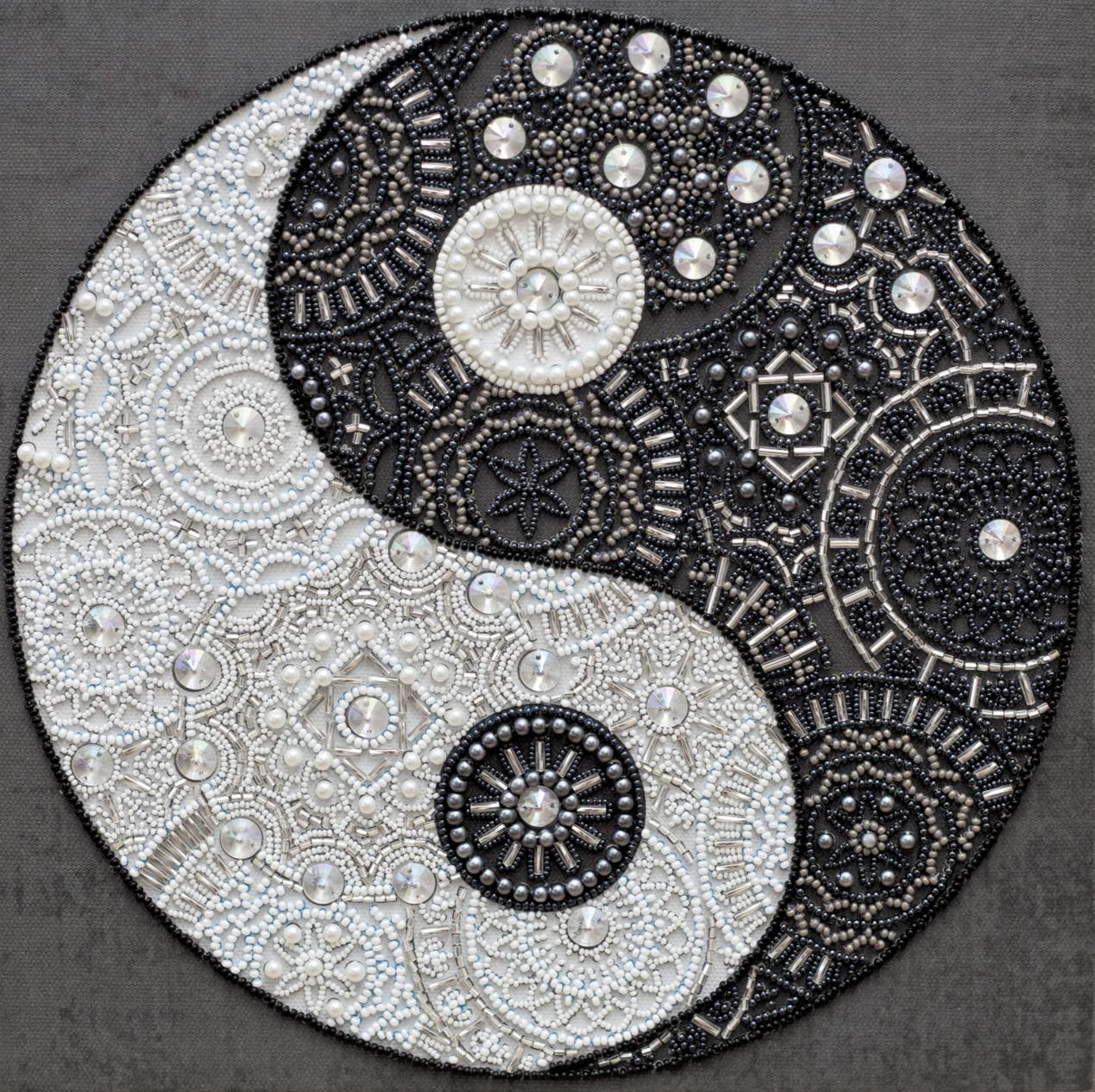 P*r様 Yin&Yang インヤン　勝重村岡 ベスト　毛８５％ナイロン１５% Yin-Yang.jpg